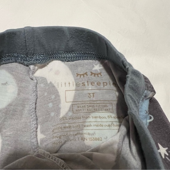 Little sleepies to the moon and back 3T - Picture 2 of 3